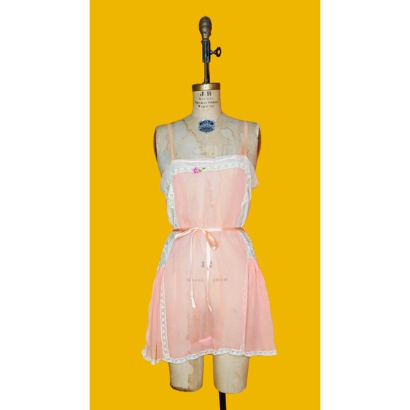 1920s Pink One Piece Lace Trim SHEER STEP IN  W/Floral Appliqué. XS-S - Picture 2 of 10